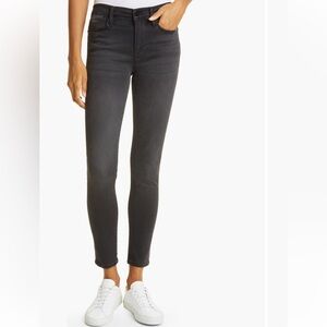 Frame LE HIGH SKINNY  Black High Rise Jeans